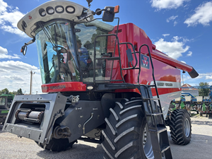 Cosechadoras Agrícolas Económicas, Cosechadora Massey Ferguson 9695, Maquinaria Agrícola, Compre Ahora, Lista para Enviar - Product Image 2