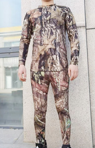 Combinaison d'hiver chaude en softshell orange vif camouflage pour la chasse en plein air, la randonnée, imperméable, respirante, imprimé feuillage - Product Image 2