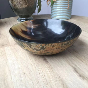 BOL EN CORNE DE BUFFALO NATUREL DE QUALITÉ D'OUTIL Disponible dans toutes les tailles Artisanat en corne indienne Bol en corne décoratif pour la maison et la décoration - Product Image 1