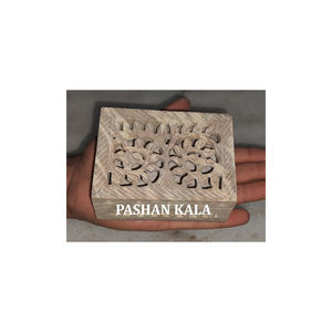 Grossiste indien et fabricant de stéatite naturelle sculptée à la main Festival du Ramadan Nouvelles boîtes de conception de feuilles à des fins de cadeaux - Product Image 1