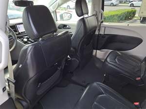 CHRYSLER PACIFICA TOURING L FWD 2022 d'occasion LHD/RHD - Product Image 4