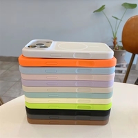 Coque pour iPhone 17 Pro, couleur unie, silicone liquide, microfibre, magnétique, étui de protection pour téléphone portable, compatible avec iPhone 18 Pro Max