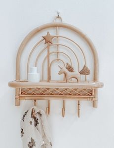 Estante de pared de ratán con textura natural perfecto para agregar calidez a hogares de inspiración escandinava y espacios de vida minimalistas - Product Image 4