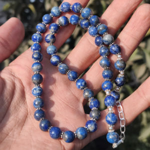 สร้อยคอหินลาพิส ลาซูลี ชุบเงินแท้ ทรงกลม ประดับด้วยพลอยธรรมชาติ คลาสสิก ยาว 17 นิ้ว - Product Image 1