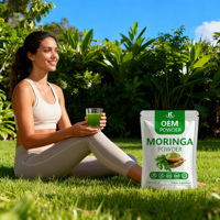 Poudre de feuilles de Moringa Oleifera vertes, récolte premium, séchées en douceur, en sachet refermable pour une fraîcheur optimale