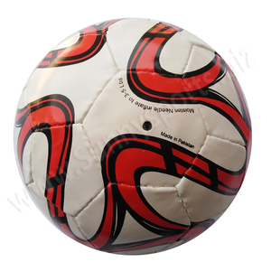 Ballon de football d'exercice de pratique sportive de taille 5 de bonne qualité | Mini balles de football en PVC promotionnelles cousues à la machine - Product Image 3