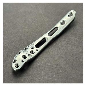 Juego de placas ortopédicas de acero inoxidable Placa de peroné de 6 piezas 2,7mm Ancho 92mm Longitud IZQUIERDA 4 agujeros Manual Calidad alemana Premium CE - Product Image 2