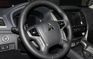 MONTERO SPORT ELITE 2023 USADO, 3.0L GASOLINA V6 - Product Image 4