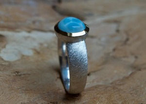 Anillo de Compromiso Vintage de Plata de Ley 925 con Larimar Azul Natural, Chapado en Oro, Joyería Hecha a Mano, Regalo para Ella - Product Image 5