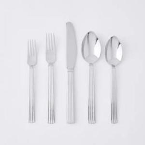 Elegante juego de cubiertos de acero inoxidable con un sofisticado acabado cepillado, durabilidad superior y diseño fácil de limpiar - Product Image 6