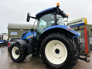 Tracteur agricole à roues T7.210 de 2020, 140 CV, seulement 4000 heures, toutes options avec moteur et boîte de vitesses - Product Image 4