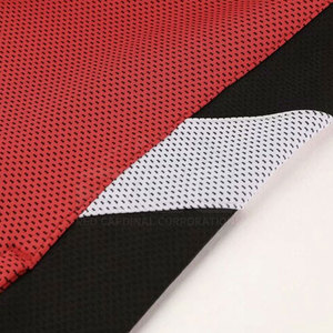 Chándal de hombre hecho en Pakistán de alta calidad, chándal de hombre de ropa informal con logotipo personalizado de alta calidad para venta en línea - Product Image 4
