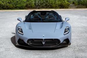 Maserati MC-20 Cielo 2023 Impecable, Motor V6 Nettuno Biturbo de 3.0 Litros, 621 Caballos de Fuerza - Product Image 2