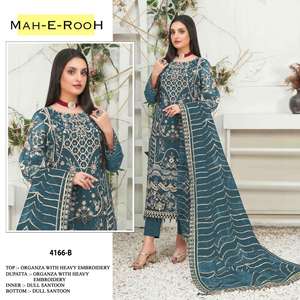 ชุดสูทปากีสถานที่สวยงามพร้อมผ้าหรูหราสำหรับงานอีเวนต์และโอกาสพิเศษสำหรับการส่งออก - Product Image 4