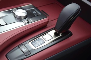 เบาะหนัง V8รถยนต์มือสอง RHD LHD 5-Seater SUV ระบบอัตโนมัติ2024รถมือสองยี่ห้อ Lexus LC 5.0 - Product Image 5