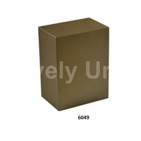 Urnes en forme de cube en laiton bronze avec emblème d'aigle américain noir
