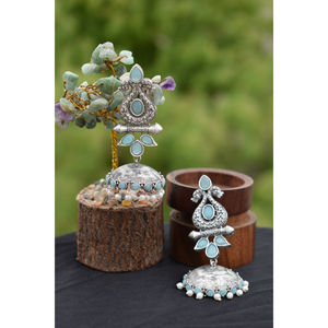 Grandes boucles d'oreilles jhumka en forme de pierre en laiton imitation argent, artisanales, traditionnelles, pour filles et femmes - Product Image 1