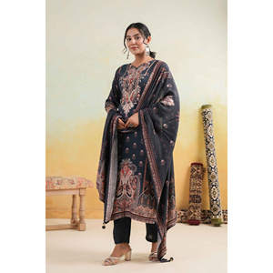 Ensemble Kurta Pantalon Dupatta Layla-e-Midnight Blue pour femmes Kavish - Product Image 5