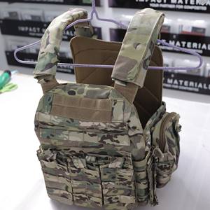 سترة تكتيكية خفيفة الوزن PE مركب مع مرونة جيدة دعم القطع مصنوعة من البوليستر المتين - Product Image 3