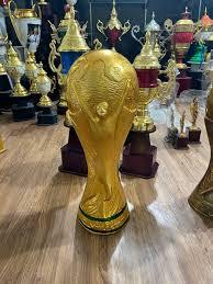 Trophée antique en métal ancien trophée de super qualité design unique pour l'école de cadeaux - Product Image 4