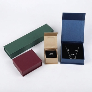 Boîte cadeau pour bijoux, petite, couleurs Morandi personnalisées, avec couvercle magnétique, en papier, pour emballage de bagues et colliers, vente en gros - Product Image 2