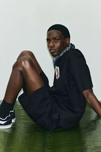 Pantalones cortos negros de algodón 100% para hombre, pantalones cortos elásticos de calidad superior con cordón en la cintura, bolsillos laterales diagonales, ajuste Regular - Product Image 6