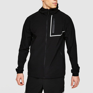 Conjunto de chándal de chaqueta cortavientos reflectante OEM para hombre al por mayor, chándal para correr con cremallera de 2 piezas y multibolsillos - Product Image 1