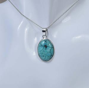 Pendentif en argent sterling turquoise bleu, chaîne en argent sterling, bijoux en pierres précieuses faits à la main, cadeau de naissance de décembre pour femmes - Product Image 3