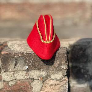 หมวกด้านข้างหมวกสำนักงานรอยัลฮัสซาร์ - Product Image 2