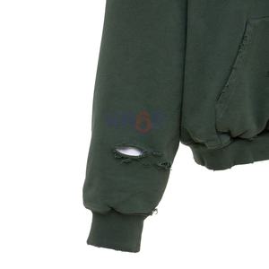 เสื้อฮู้ดดี้ผู้ชายสไตล์ดิสเทรส ตัดต่อผ้า 100% ผ้าฝ้ายฟลีซ ระบายอากาศได้ดี ทรงโอเวอร์ไซส์ แขนยาว สตรีทแวร์ ชุดลำลองสำหรับผู้ใหญ่ - Product Image 2