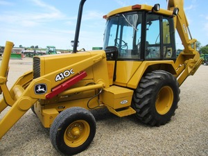 รถตักล้อยาง John Dear 410C สภาพดี พร้อมส่ง 100% รถตัก 410C มีสินค้าในสต็อก - Product Image 5