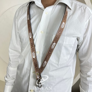 สายหนังวัวแบบใช้มือคุณภาพสูงสายคล้องมือถือเข็มกลัดโลหะพวงกุญแจสายคล้องคอ - Product Image 1