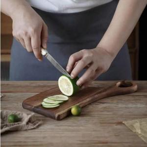 Ensemble de 2 planches à découper en bois, planches à découper de cuisine polyvalentes, adaptées à la découpe de fruits et légumes et au pétrissage de la pâte - Product Image 5