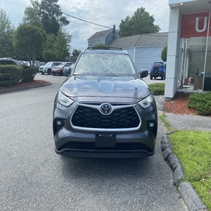 (SK) Extremadamente Súper Limpio Usado 2024 T-o-y-o-t-a Hi-gh-lan-der XLE AWD - Product Image 1