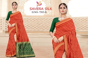 Vente en gros de beaux saris teints en haut pour la collection de vêtements de fête avec chemisier disponibles à la vente auprès d'un fournisseur indien - Product Image 5