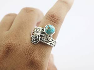 Anillo de Plata de Ley 925 con Turquesa Ostra Hecha a Mano con Diseño de Flor para Mujer - Product Image 5