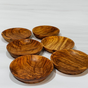 Bol en bois d'olivier poli artisanal, écologique, plat à anneaux classique et serveur de condiments, pièce unique. OliasCGstore - Product Image 6