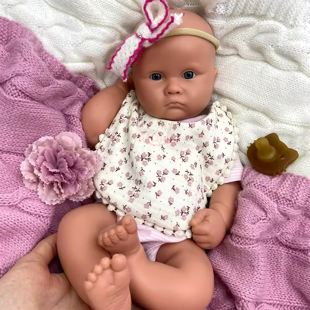 18" unpainted girl#3