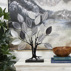 Escultura de metal de alta venta de un árbol pequeño con adorno de base de metal negro perfecto para oficina y decoración del hogar aspecto de diseño de lujo - Product Image 3