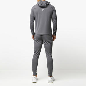 Vente en gros de vêtements de rue d'hiver pour hommes imprimés de logo personnalisé ensemble de survêtement solide deux pièces à manches longues respirant à séchage rapide - Product Image 3