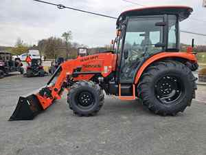 Tractor Agrícola Compacto Bad Boy 3026 de 70HP 4WD con Motor y Bomba de Alta Productividad, Construcción Robusta y Uso Multipropósito - Product Image 5