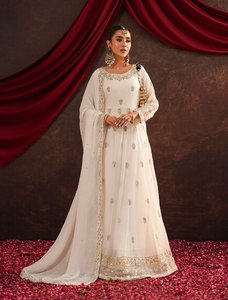 BATA DE TRABAJO DE SECUENCIA BORDADA CHINON ATRACTIVA CON DUPATTA VERDE - Product Image 3