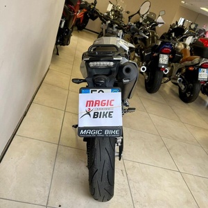 Motocicleta Todoterreno BETAMOTOR MOTARD 4.0 M4 de un Solo Cilindro, Combustible de Gasolina, Cilindrada de 150cc y 200cc, Arranque a Patada - Product Image 5