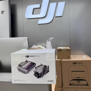 DJI Mini 5 Pro Fly More Combo Garantie 3 ans Son Surround Fabriqué en Chine PLU - Product Image 1