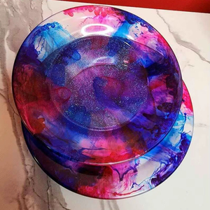 Plato Redondo de Resina para Servir, Plato Duradero, Perfecto para Regalar o Decorar Interiores - Product Image 1