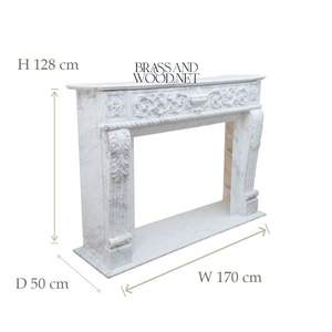 Chimenea de Mármol Blanco Tallada a Mano de Estilo Francés Real de Lujo con Detalles Ornamentales de Latón - Product Image 4