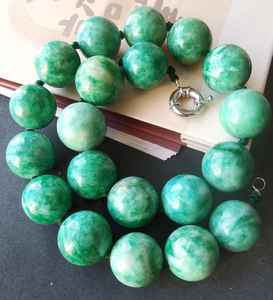 สร้อยคอลูกปัดคริสตัลลูกปัดโซดาลิทขนาด8มม. ทำด้วยมือเครื่องประดับหัตถกรรมหินโซดาไลต์ธรรมชาติ - Product Image 4