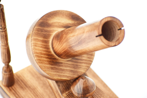 Artesanos de madera hechos a mano Rosewood Yarn Ball Winder Knitting & Crochet Accesorios Perfecto para entusiastas del hilo - Product Image 4