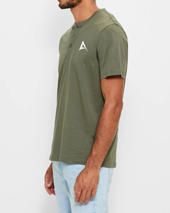 Nouveau t-shirt surdimensionné élégant moderne pour hommes 100% coton doux en tissu de qualité supérieure avec logo personnalisé impression numérique et broderie - Product Image 3