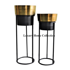 Nouvelles jardinières décoratives polies et brillantes d'aspect attrayant de couleur argent avec cadre ou support plaqué or et pots aux prix de gros - Product Image 5